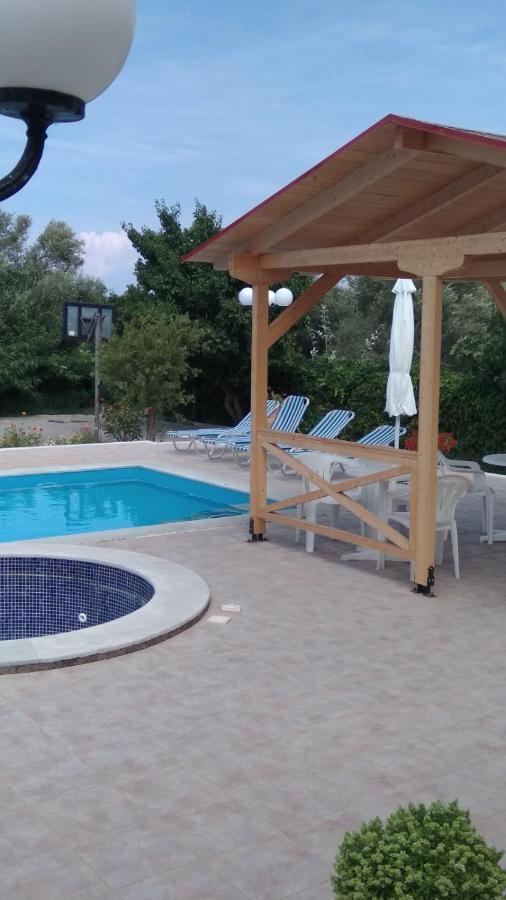 Amarandos Studios With Swimming Pool By Imagine Lefkada Tsoukaládhes Екстериор снимка